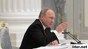 Penulis Rusia Akunin Menilai Putin Melihat Ukraina Sebagai Ancaman Terhadap Pemerintahannya